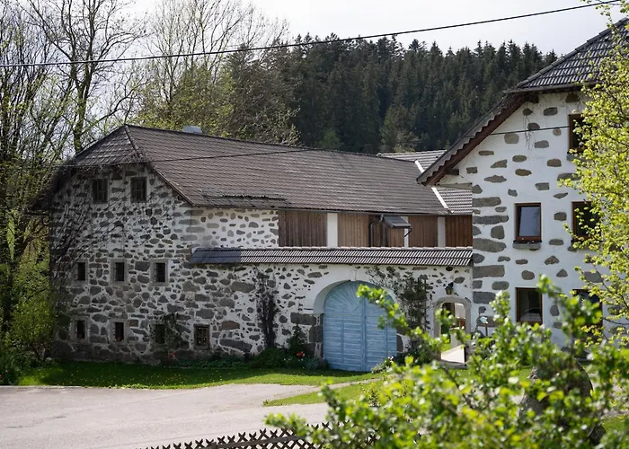 Biohof Abraham - Hofkäserei *